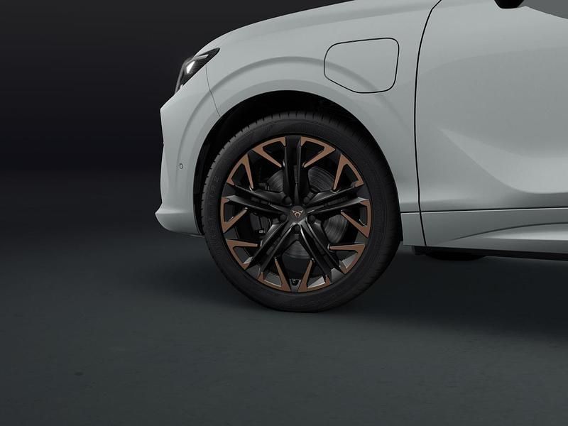 Neu Cupra Terramar VZ 272 PS (200 kW) 2025 Timanfaya grau SUV