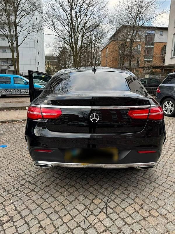 Gebraucht Mercedes GLE350 258 PS (189 kW) 2016 Schwarz Coupé