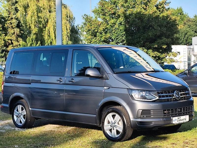 Grau Gebraucht 2017 VW T6 Comfortline Van | 37.990 € (Teuer) - Bild 1/4