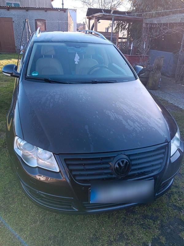 Gebraucht VW Passat Highline 140 PS (102 kW) 2007 Braun Kombi