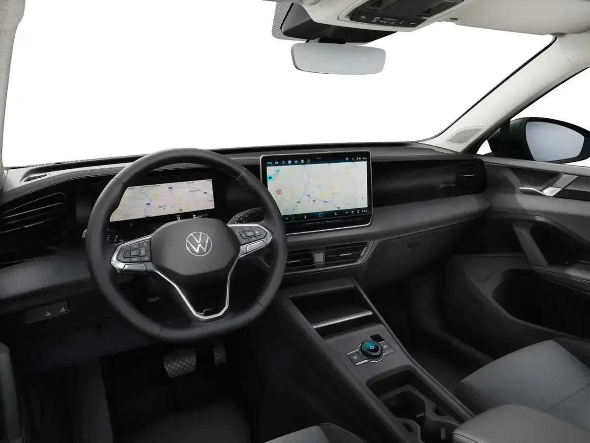 Gebraucht VW Tiguan 150 PS (110 kW) 2025 Cipressinogrün metallic SUV