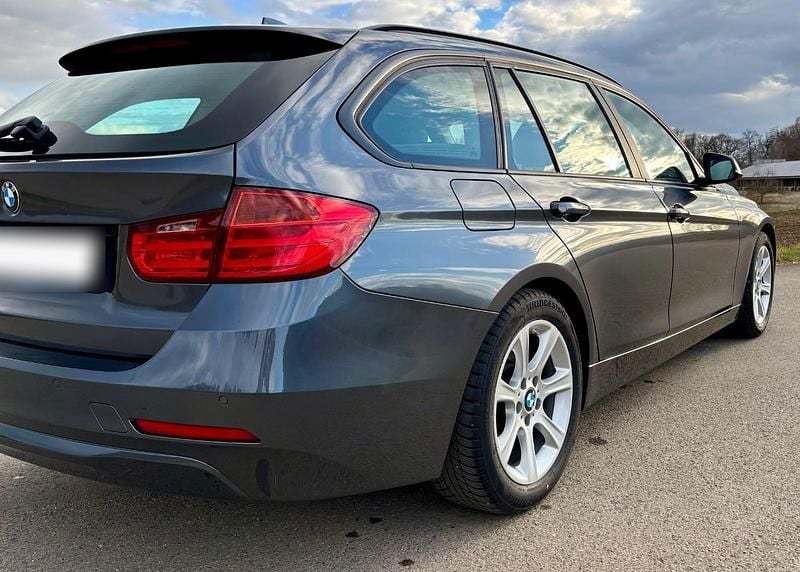 Gebraucht BMW 330 258 PS (189 kW) 2014 Grau Kombi