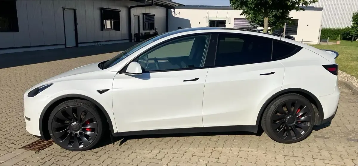 Gebraucht Tesla Model Y Performance 392 kW (533 PS) 2022 Weiß SUV