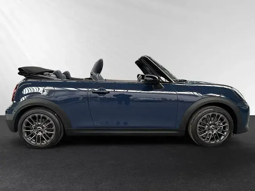Gebraucht Mini Cooper Cabriolet 163 PS (119 kW) 2025 Indigo sunset blue Cabrio