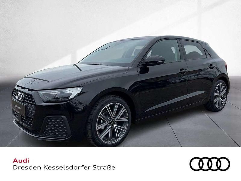Mythosschwarz metallic Neu 2025 Audi A1 Kleinwagen | 26.900 € (Guter Preis) - Bild 1/4