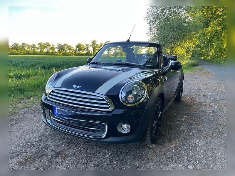 Second-hand Mini Cooper Cabriolet Chili 122 CP (89 kW) 2011 Negru Cabrio