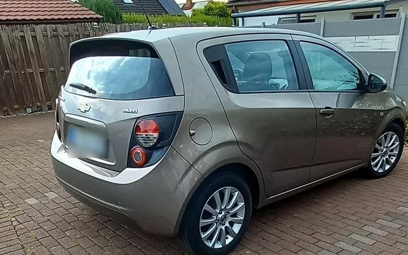 Gebraucht Chevrolet Aveo 101 PS (74 kW) 2013 Braun Kleinwagen