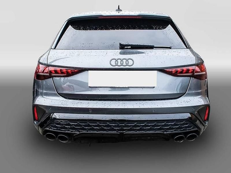 Second-hand Audi S3 333 CP (244 kW) 2025 Gri Berlinǎ