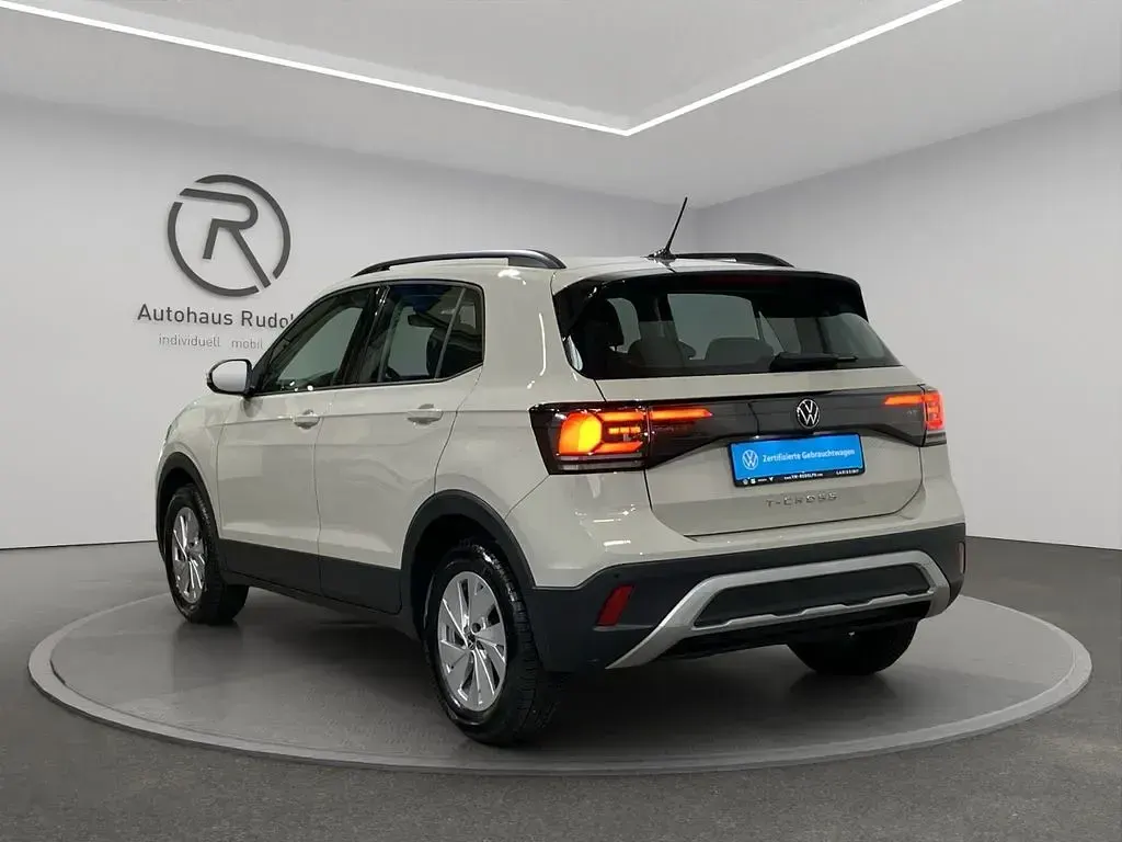 Gebraucht VW T-Cross Life 95 PS (69 kW) 2025 Ascotgrau SUV