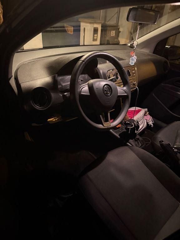 Gebraucht Skoda Citigo Active 60 PS (44 kW) 2015 Violet Kleinwagen