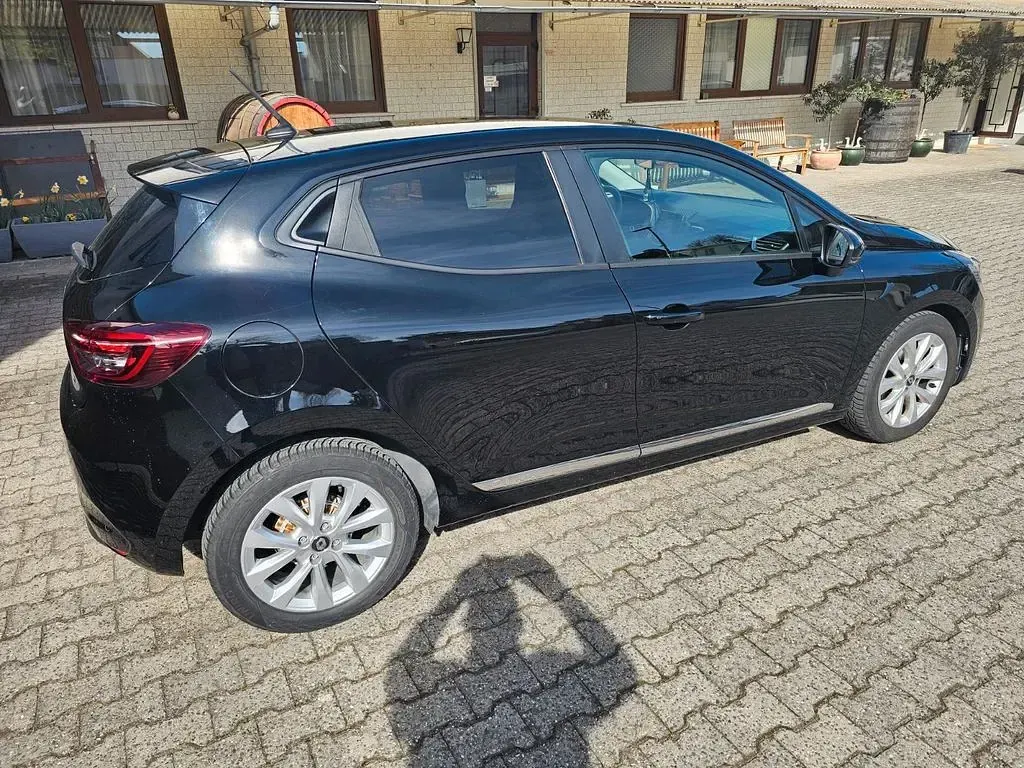 Gebraucht Renault Clio Experience 67 PS (49 kW) 2020 Schwarz Limousine