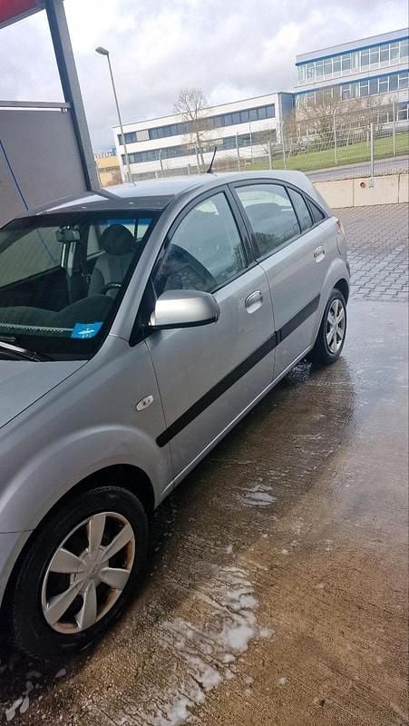 Gebraucht Kia Rio 105 PS (77 kW) 2007 Silber Kombi