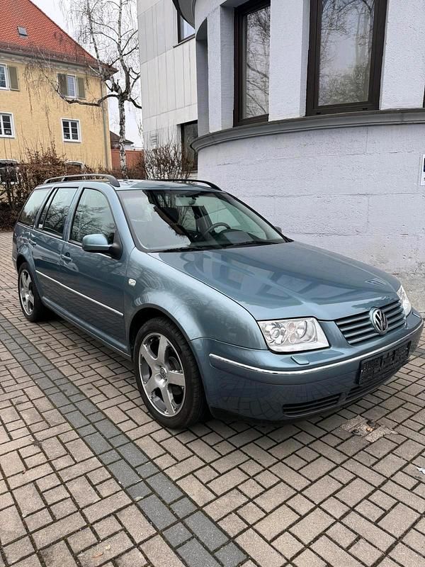 Second-hand VW Bora 101 CP (74 kW) 2004 Argintiu Break