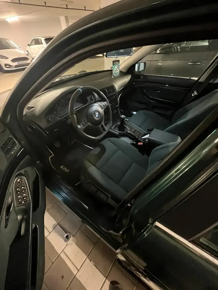 Gebraucht BMW 520 M Sport 150 PS (110 kW) 2000 Grün Limousine