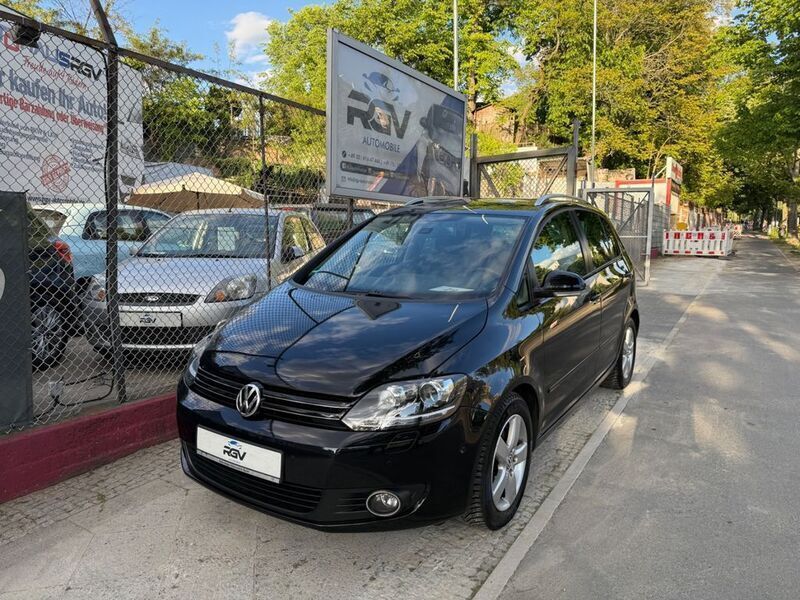 Schwarz Gebraucht 2011 VW Golf Plus Cross Team Van / Kleinbus | 7.980 € (Etwas zu teuer) - Bild 1/4