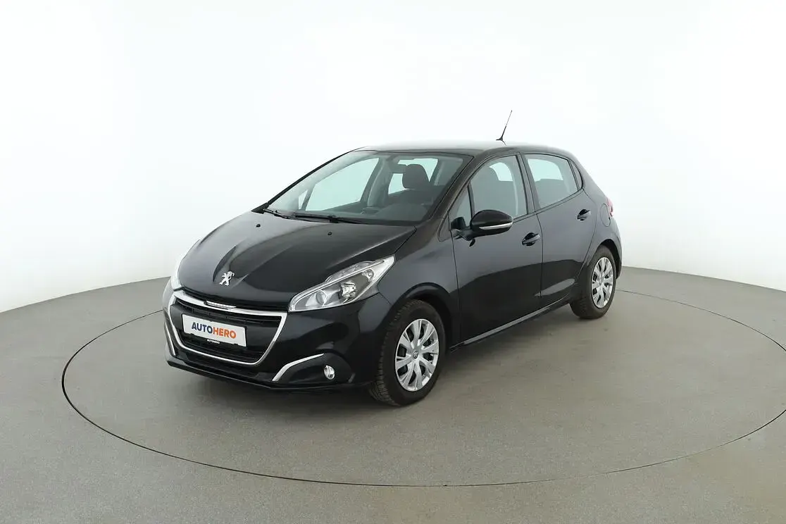 Gebraucht Peugeot 208 Active 82 PS (60 kW) 2019 Kleinwagen