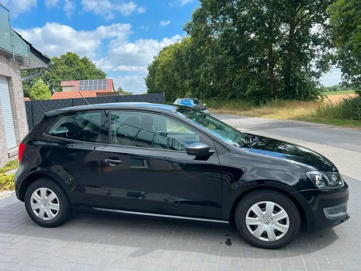 Gebraucht VW Polo Trendline 60 PS (44 kW) 2010 Schwarz Kleinwagen
