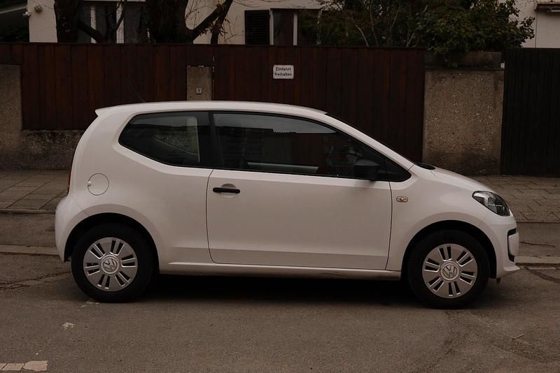 Gebraucht VW up! 60 PS (44 kW) 2016 Weiß Kleinwagen