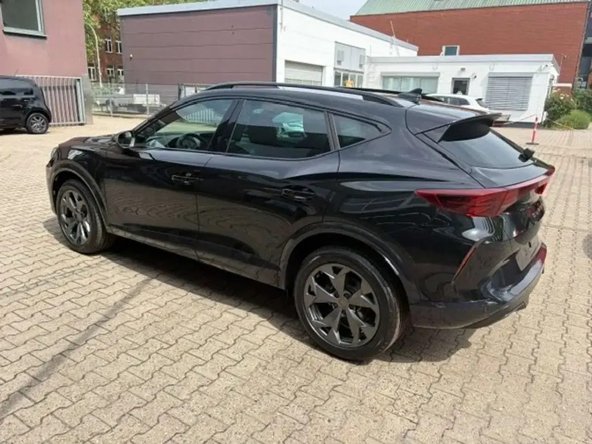 Neu Cupra Formentor 204 PS (150 kW) 2026 Mitternachtsschwarz SUV