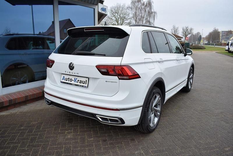 Gebraucht VW Tiguan R-line 245 PS (180 kW) 2022 Pure white SUV