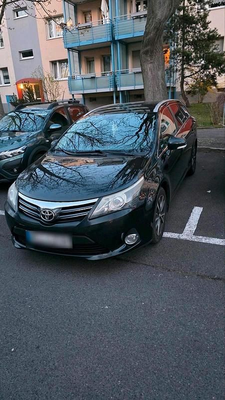 Gebraucht Toyota Yaris 124 PS (91 kW) 2013 Schwarz Kleinwagen