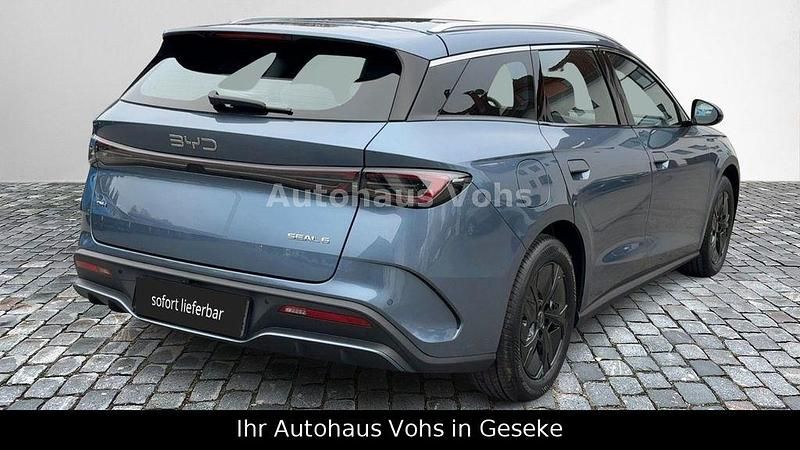 Neu BYD Seal Boost 184 PS (135 kW) 2025 Blau Limousine
