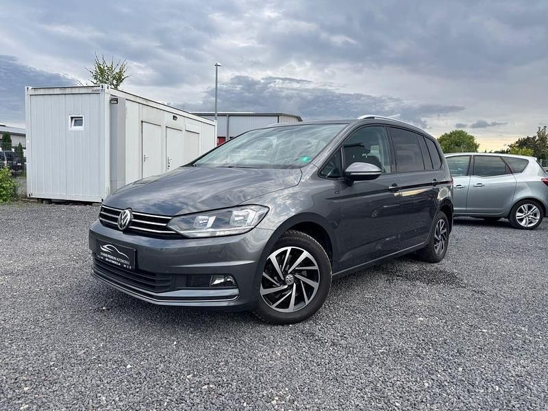 Grau Gebraucht 2018 VW Touran Join Van / Kleinbus | 12.975 € (Guter Preis) - Bild 1/4