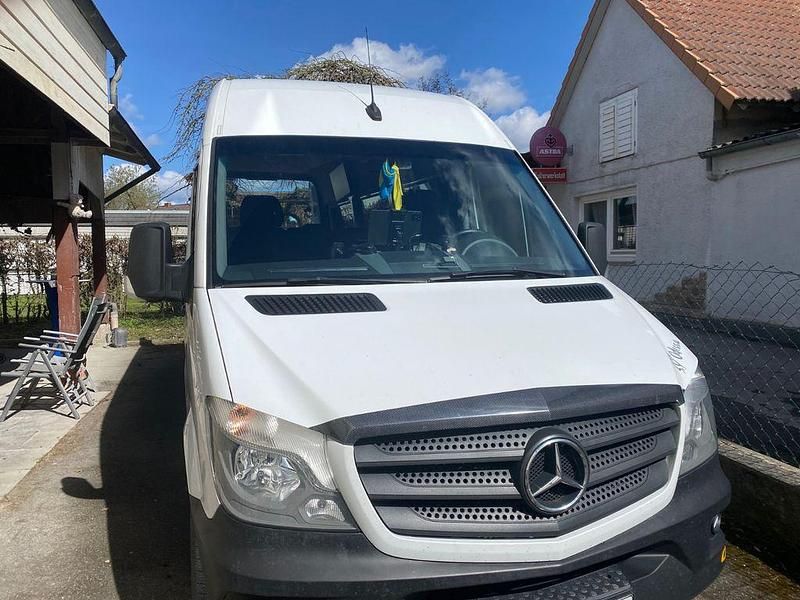 Używany Mercedes Sprinter 143 KM (105 kW) 2018 Biały Van