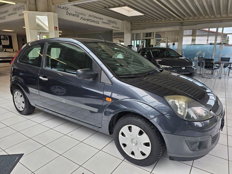 Grau Gebraucht 2008 Ford Fiesta Basis Kleinwagen | 2.290 € (Fairer Preis) - Bild 1/4