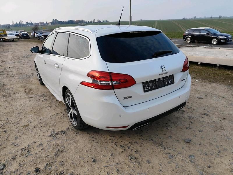 Gebraucht Peugeot 308 SW Allure GT-Line 130 PS (95 kW) 2015 Weiß Kombi