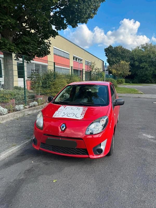 Rot Gebraucht 2011 Renault Twingo Kleinwagen | 1.400 € (Guter Preis) - Bild 1/4