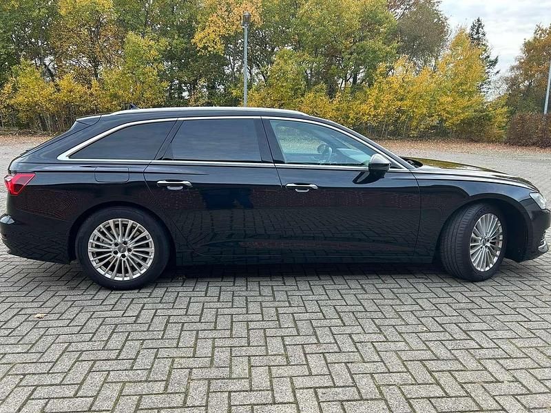 Gebraucht Audi A6 Ambiente 231 PS (169 kW) 2019 Schwarz Kombi