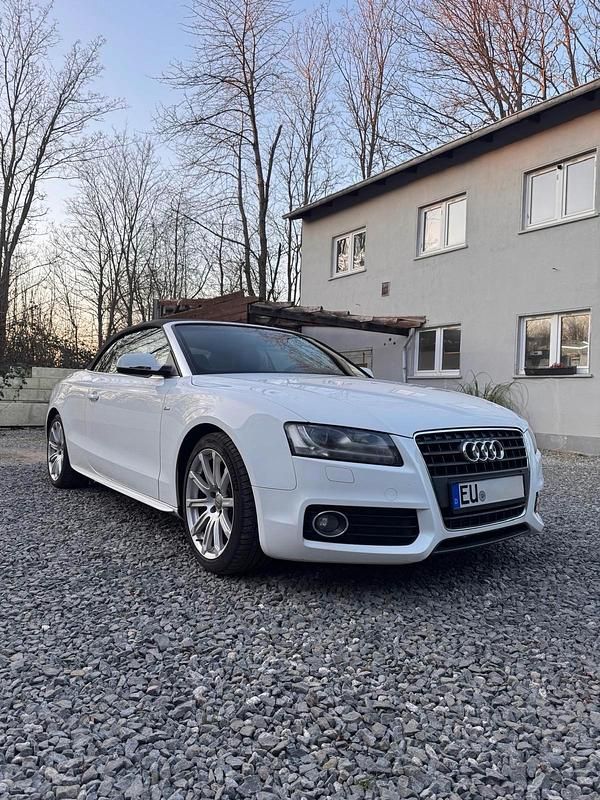 Weiß Gebraucht 2010 Audi A5 Cabriolet S-Line Cabrio | 9.990 € (Guter Preis) - Bild 1/4
