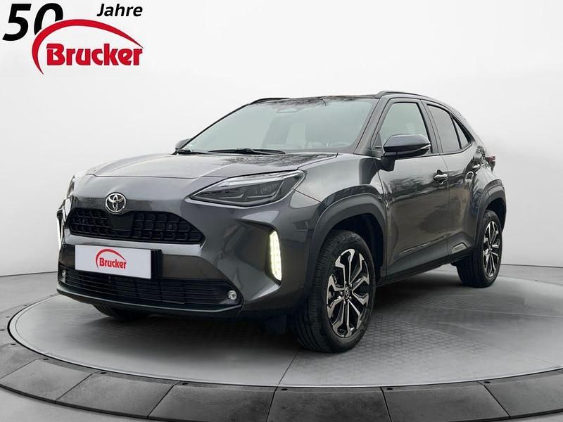 Marlingrau metallic Gebraucht 2025 Toyota Yaris Cross SUV | 28.990 € (Fairer Preis) - Bild 1/4