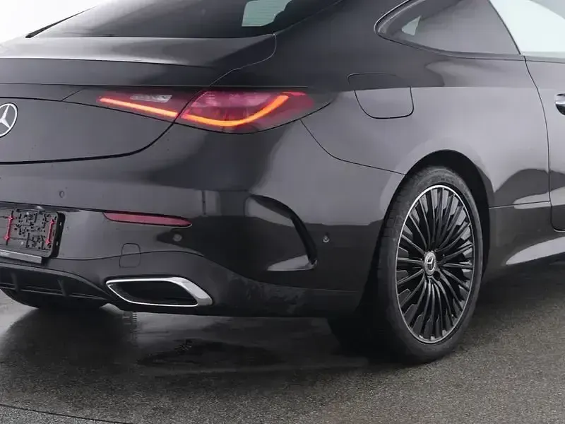 Gebraucht Mercedes CLE200 AMG line 204 PS (150 kW) 2025 Andere Coupé