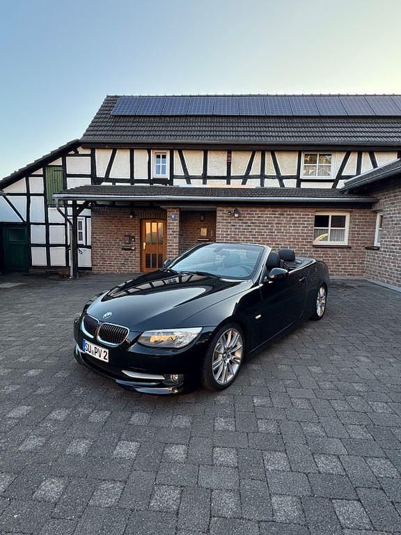 Schwarz Gebraucht 2010 BMW 335 Cabriolet Performance Cabrio | 19.500 € (Guter Preis) - Bild 1/4