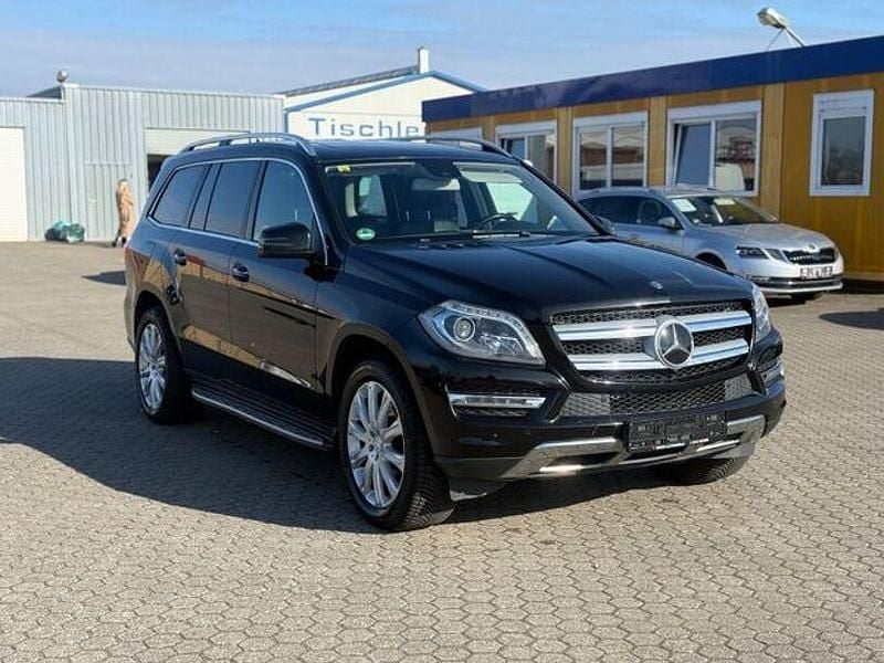 Gebraucht Mercedes GL350 258 PS (189 kW) 2013 Schwarz SUV