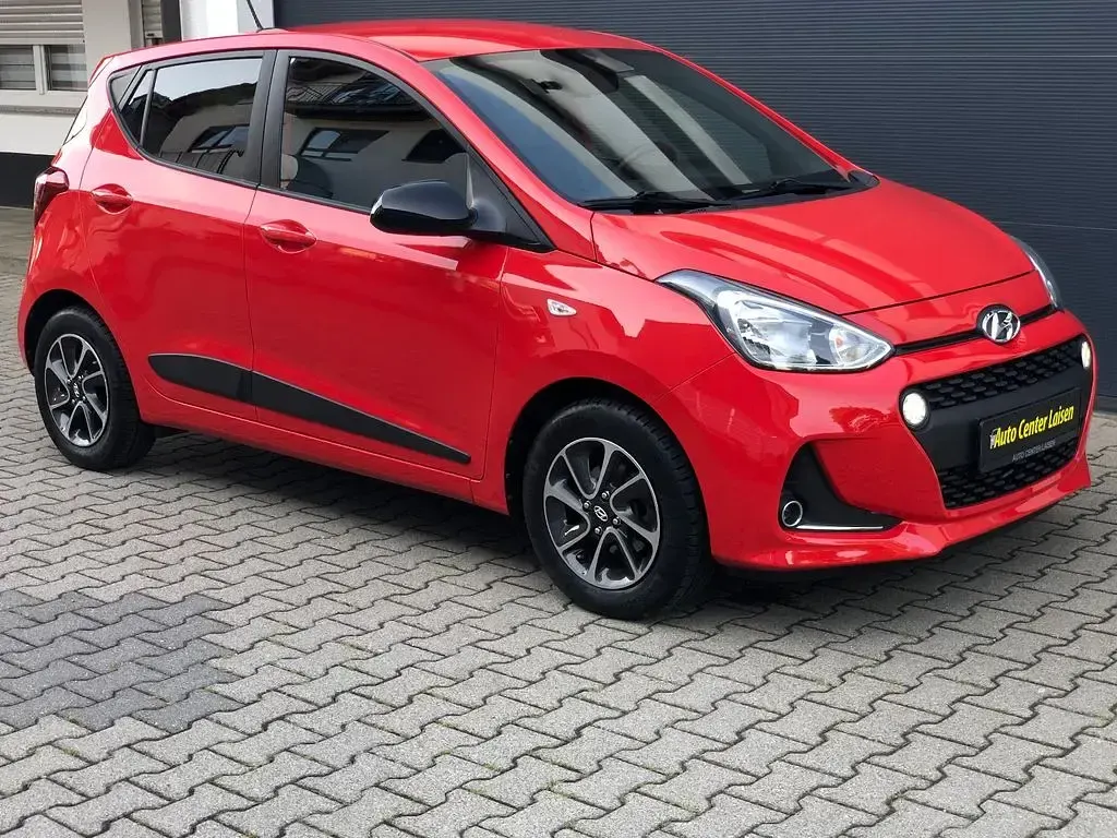 Gebraucht Hyundai i10 Passion 67 PS (49 kW) 2019 Rot Kleinwagen
