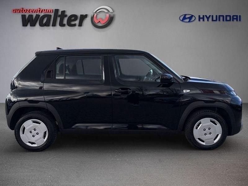Gebraucht Hyundai Inster Select 85 kW (116 PS) 2025 Abyss black / mic Kleinwagen