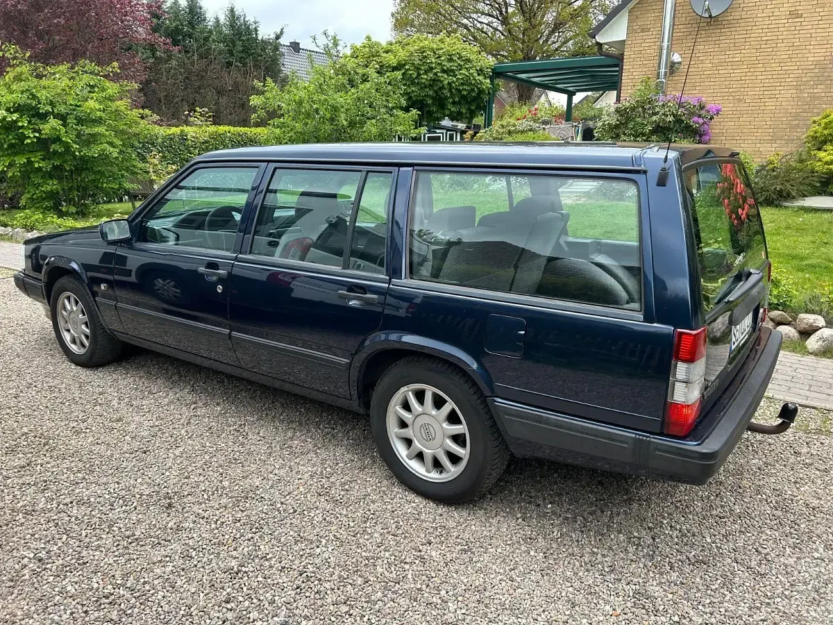 Usata Volvo 940 165 CV (121 kW) 1998 Blu Station wagon