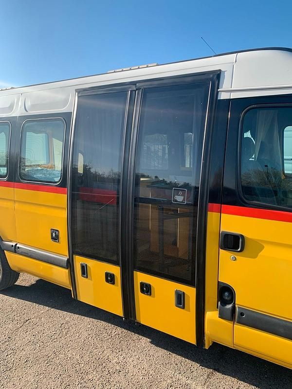 Gebraucht Renault Master 146 PS (107 kW) 2008 Gelb Van / Kleinbus