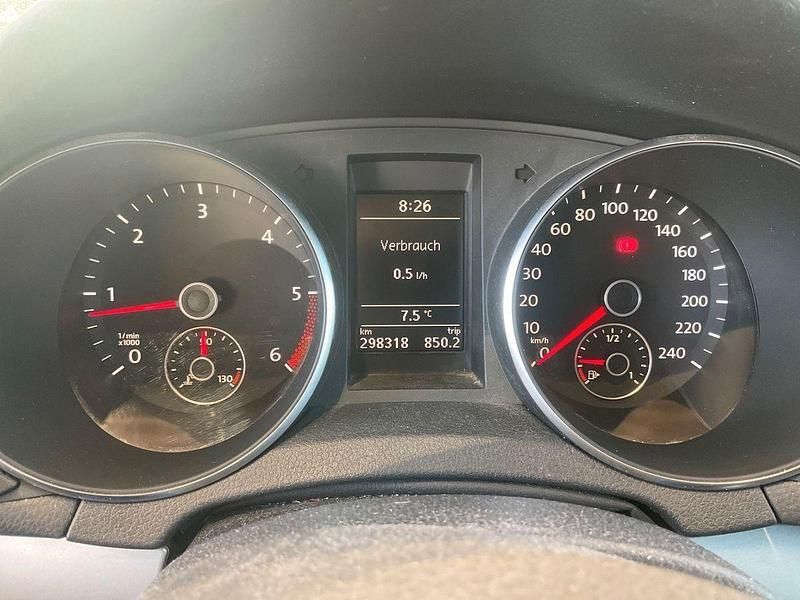 Gebraucht VW Golf VI Highline 110 PS (80 kW) 2009 Rot Kleinwagen