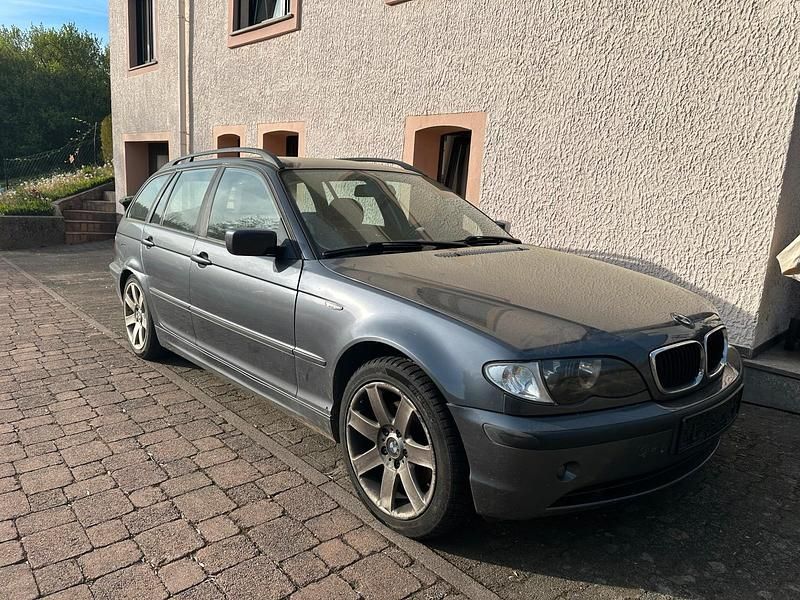 Second-hand BMW 320 150 CP (110 kW) 2003 Gri Break