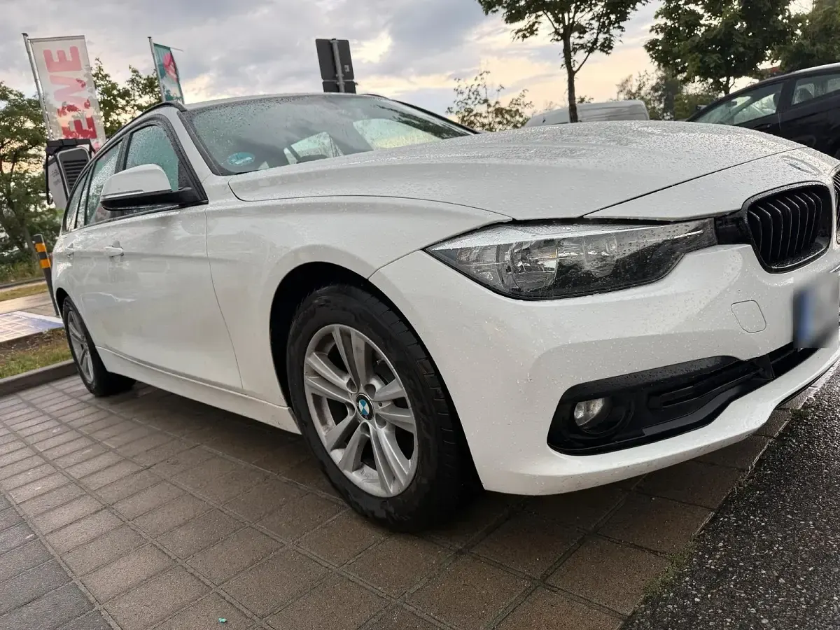Gebraucht BMW 318 136 PS (100 kW) 2016 Weiß Kombi