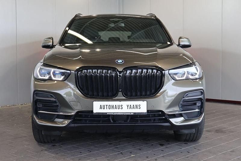 Gebraucht BMW X5 394 PS (289 kW) 2022 Grün SUV