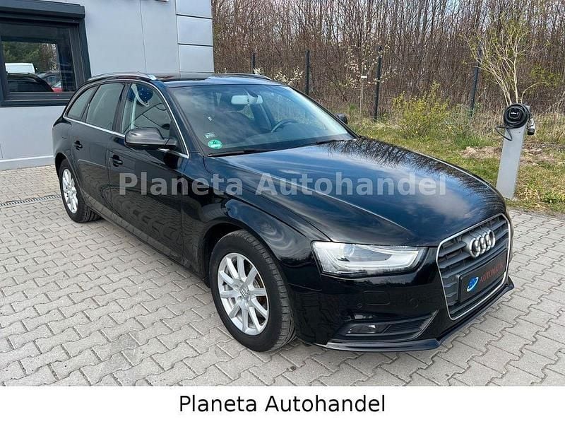 Second-hand Audi A4 Attraction 150 CP (110 kW) 2015 Negru Break