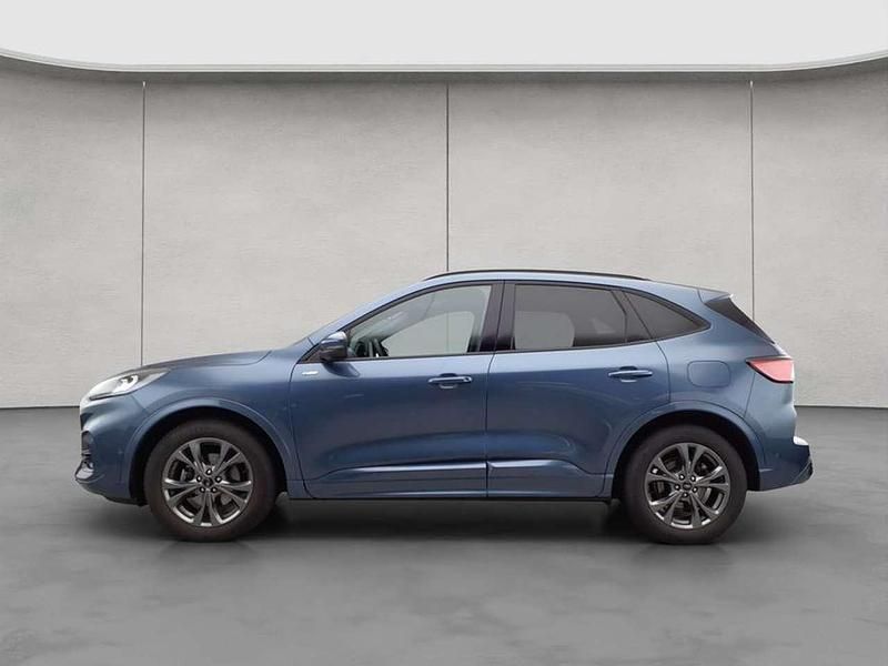 Gebraucht Ford Kuga ST-Line X 151 PS (111 kW) 2023 Chrome blue metallic SUV