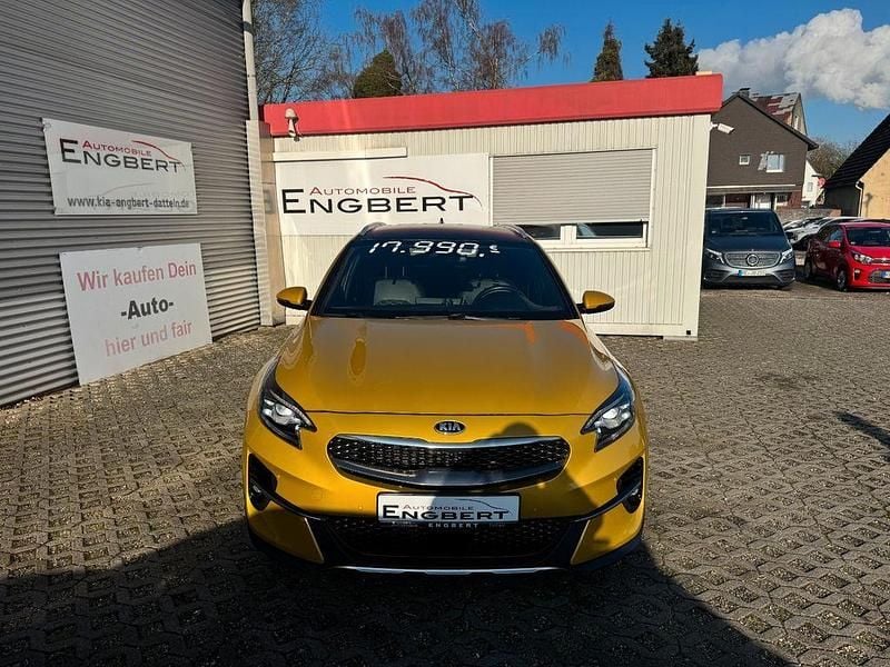 Gebraucht Kia XCeed Launch Edition 140 PS (102 kW) 2020 Gelb SUV