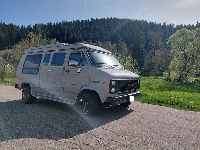 Grau Gebraucht 1990 GMC Vandura Van / Kleinbus | 15.500 € - Bild 1/4