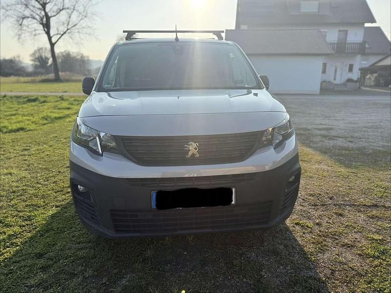 Gebraucht Peugeot Partner S 131 PS (96 kW) 2019 Van / Kleinbus